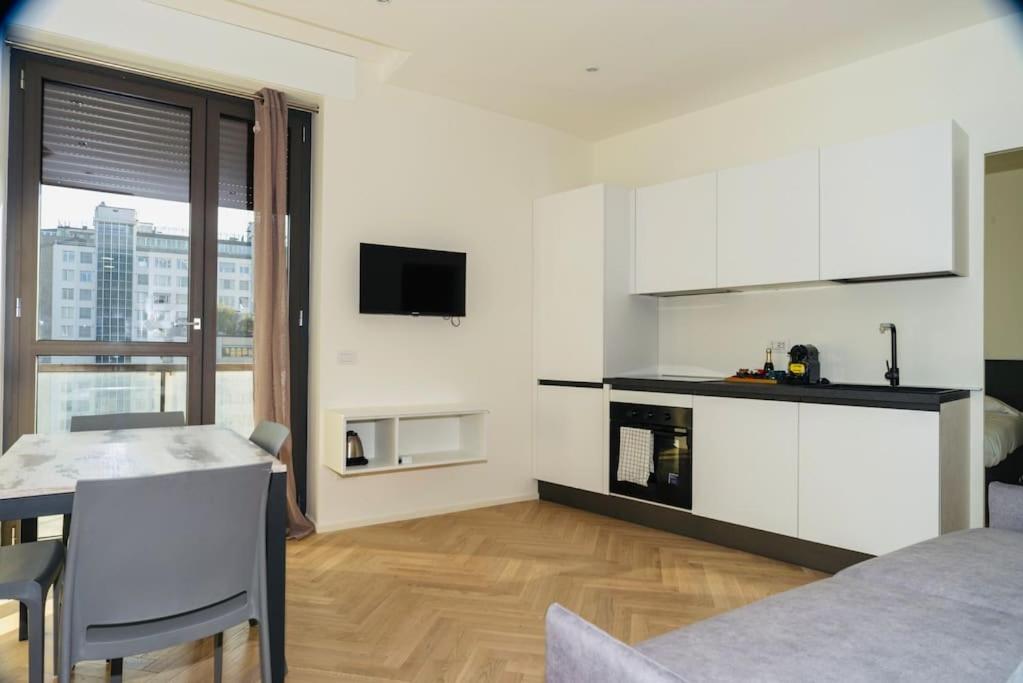 Sky View -Porta Nuova- Appartamento 7 Con Terrazzo Mailand Exterior foto